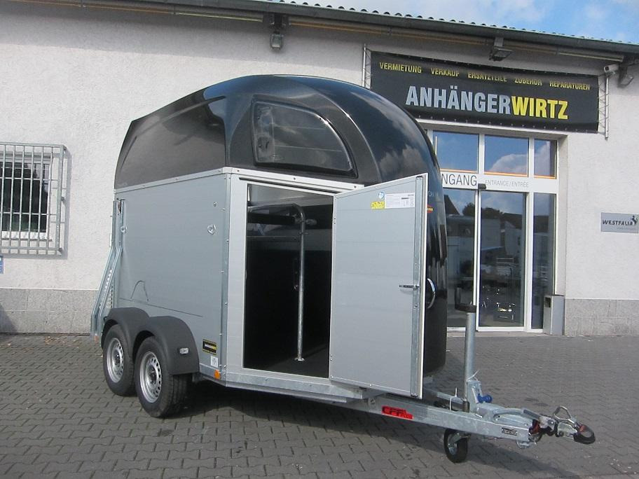 Pferdeanhänger Böckmann Champion R Sattelkammer blackline 2400kg CFF+ 100 km/H Modell 25 - Van chevaux: photos 3 Pferdeanhänger Böckmann Champion R Sattelkammer blackline 2400kg CFF+ 100 km/H Modell 25 - Van chevaux: photos 3