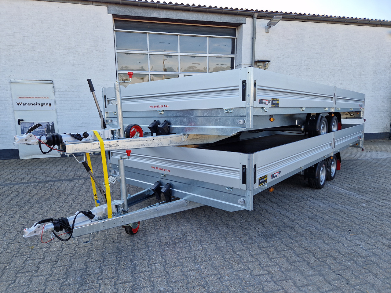 Pongratz Pritschenhochlader PHL 6030/24 T-AL-S 603x246x36cm Tandem 13" 3500kg Winter Aktion - Remorque plateau: photos 1 Pongratz Pritschenhochlader PHL 6030/24 T-AL-S 603x246x36cm Tandem 13" 3500kg Winter Aktion - Remorque plateau: photos 1