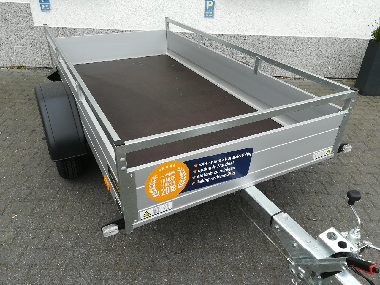 Saris Anhänger DV135 McAlu Pro MP 255x133x43cm (S) 1350kg Online Aktion Modell 2024 - Remorque voiture: photos 4 Saris Anhänger DV135 McAlu Pro MP 255x133x43cm (S) 1350kg Online Aktion Modell 2024 - Remorque voiture: photos 4