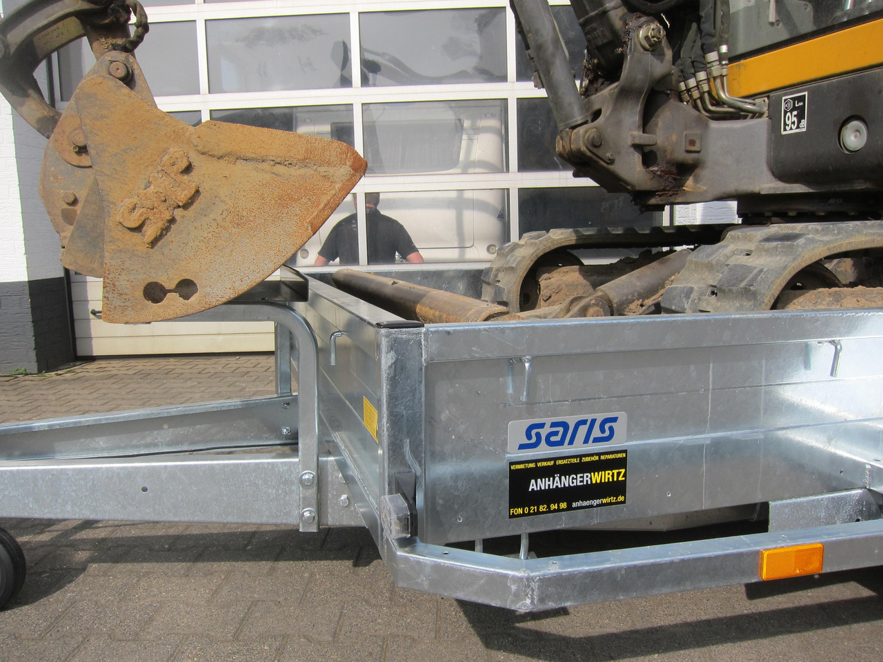 Saris Baggeranhänger Magnum Explorer 3000 V Rampen verschiebbar 3000kg Online Aktion - Remorque porte engin: photos 2 Saris Baggeranhänger Magnum Explorer 3000 V Rampen verschiebbar 3000kg Online Aktion - Remorque porte engin: photos 2