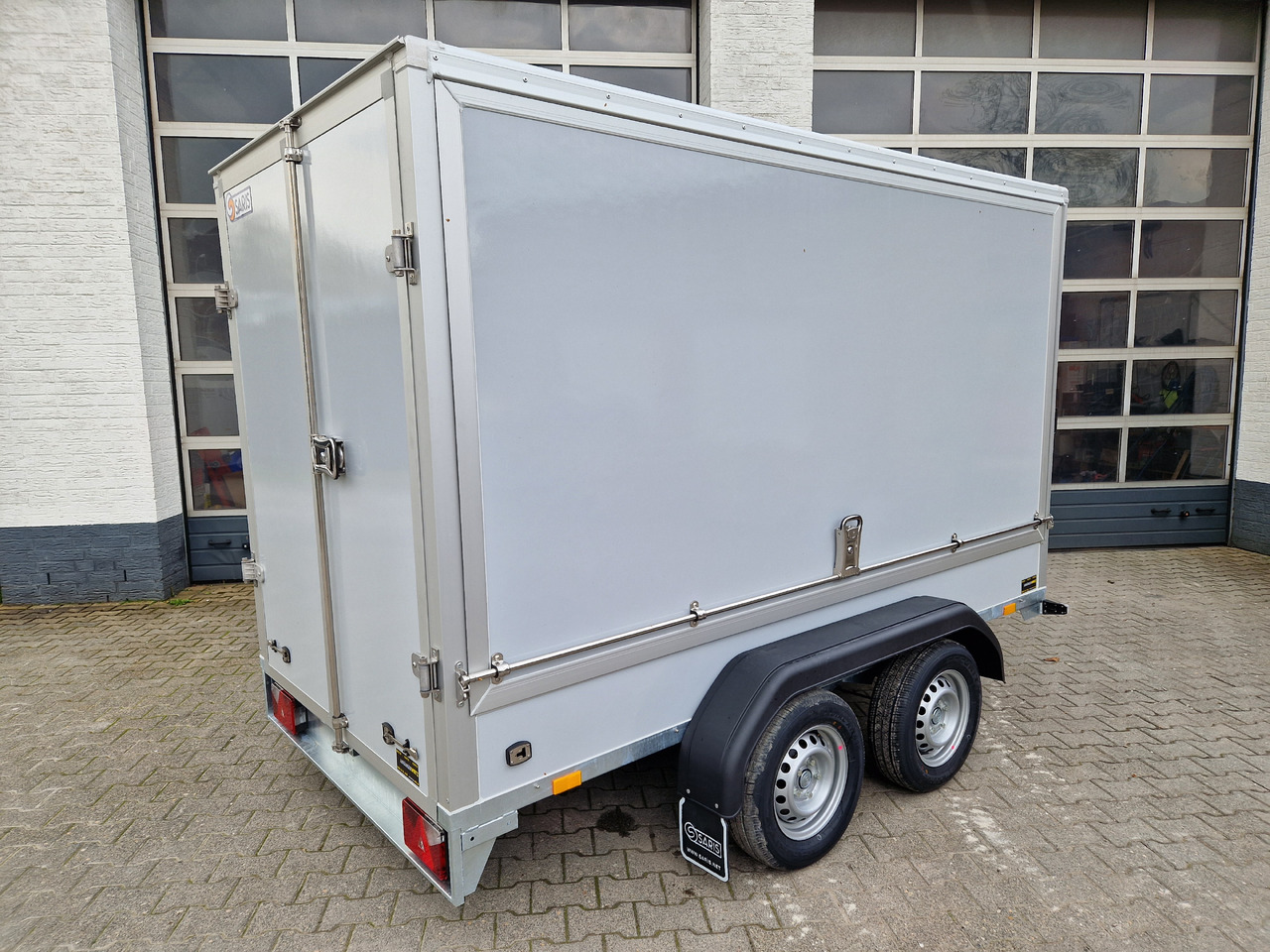 Remorque fourgon Saris Koffer GO 306 154 180 2000 2 306x154x180cm GFK grau Seitenklappe (M) 2000kg Modell 2024: photos 11