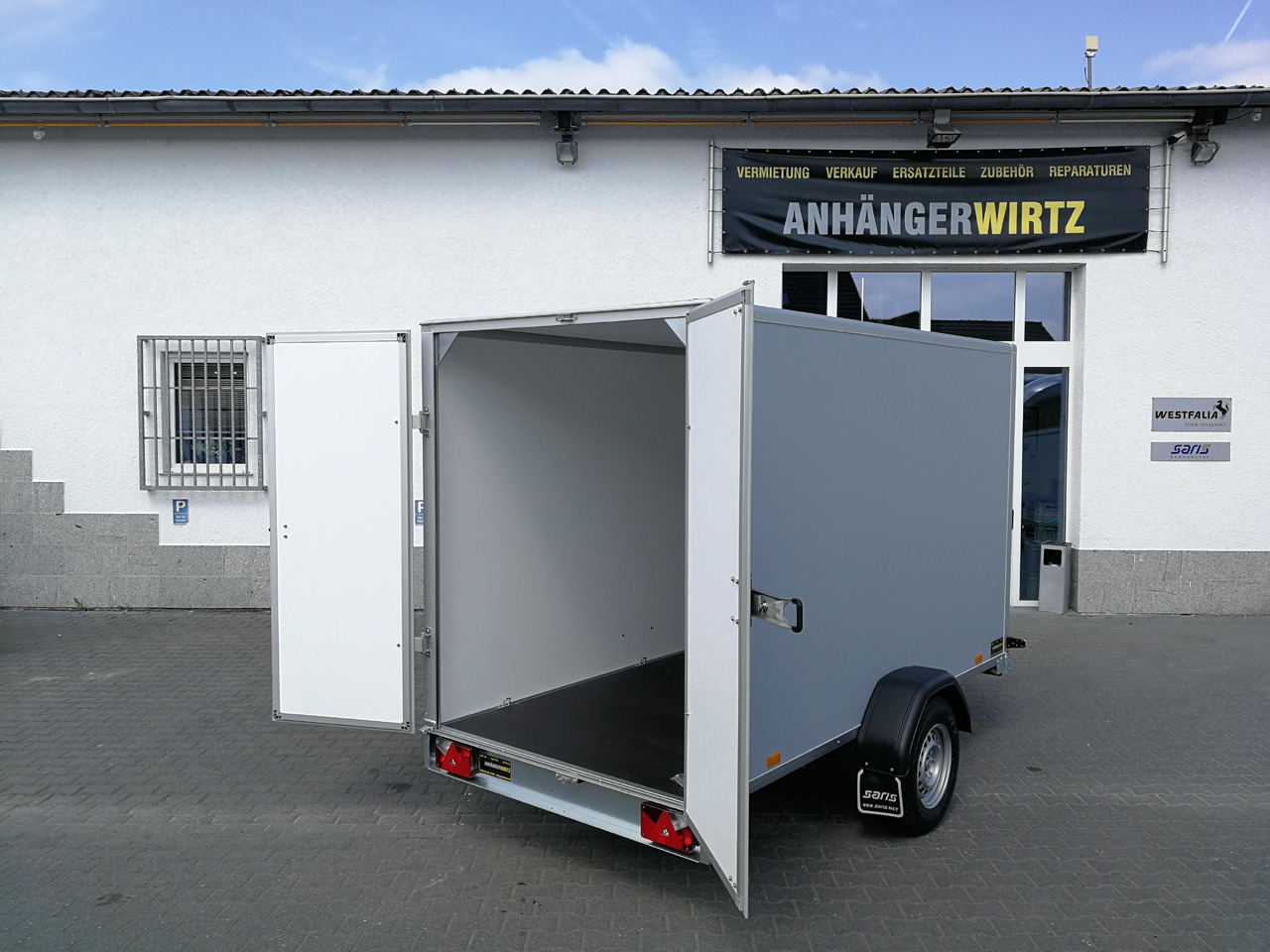 Saris Koffer GO 306 306x154x180cm GFK grau (M) 1500kg Modell 2025 - Remorque fourgon: photos 5 Saris Koffer GO 306 306x154x180cm GFK grau (M) 1500kg Modell 2025 - Remorque fourgon: photos 5