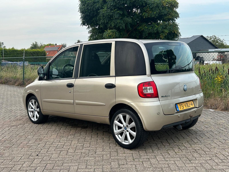 Fiat Multipla 1.9 EURO 4 DIESEL VAN - Fourgonnette: photos 3 Fiat Multipla 1.9 EURO 4 DIESEL VAN - Fourgonnette: photos 3