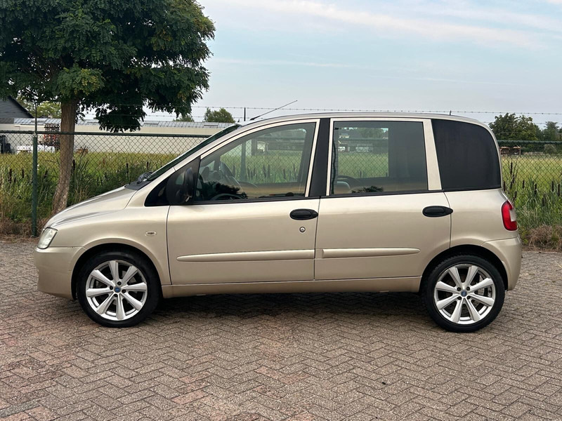 Fiat Multipla 1.9 EURO 4 DIESEL VAN - Fourgonnette: photos 2 Fiat Multipla 1.9 EURO 4 DIESEL VAN - Fourgonnette: photos 2