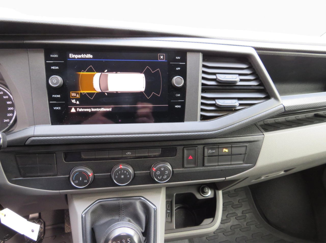 VOLKSWAGEN T6.1 Transporter Trendline 2.0 TDI Kasten Euro6 ZV - Fourgonnette: photos 2 VOLKSWAGEN T6.1 Transporter Trendline 2.0 TDI Kasten Euro6 ZV - Fourgonnette: photos 2