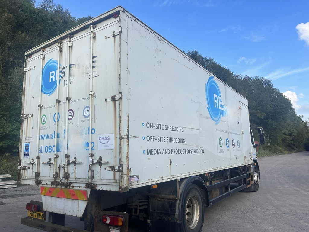 Daf 55LF 220 4x2 Box Van - Fourgon grand volume: photos 5 Daf 55LF 220 4x2 Box Van - Fourgon grand volume: photos 5