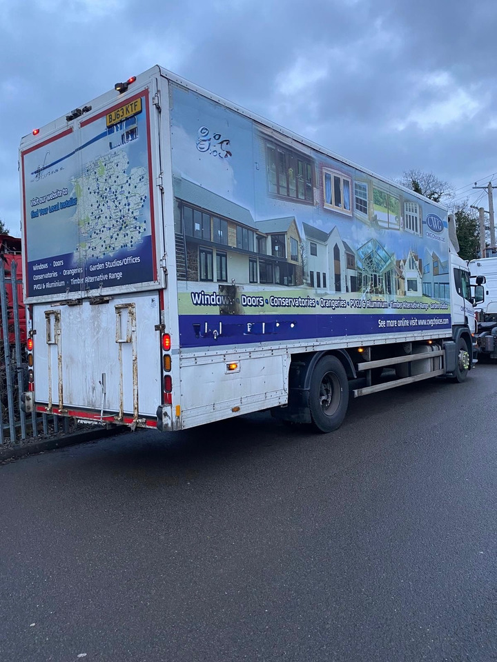 Scania P230 4x2 - Fourgon grand volume: photos 3 Scania P230 4x2 - Fourgon grand volume: photos 3