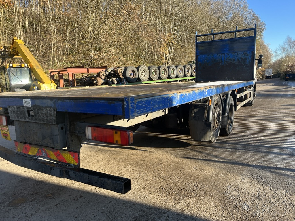 Scania P280 6x2 Rigid - Camion plateau: photos 4 Scania P280 6x2 Rigid - Camion plateau: photos 4