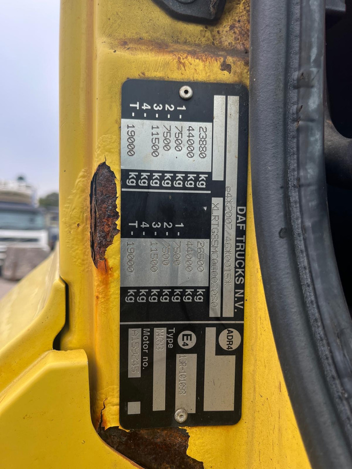 DAF 85 410 - Tracteur routier: photos 5 DAF 85 410 - Tracteur routier: photos 5