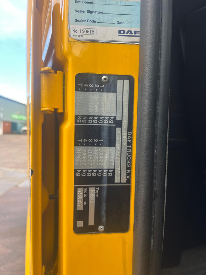 DAF XF 530 - Tracteur routier: photos 5 DAF XF 530 - Tracteur routier: photos 5