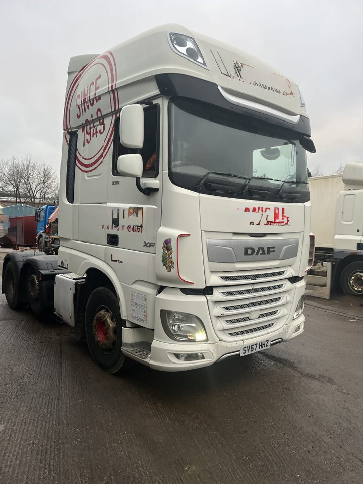 DAF XF 530 - Tracteur routier: photos 1 DAF XF 530 - Tracteur routier: photos 1