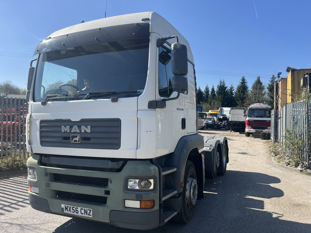 MAN TGA 26-430 6x2 Tractor Unit - Tracteur routier: photos 2 MAN TGA 26-430 6x2 Tractor Unit - Tracteur routier: photos 2