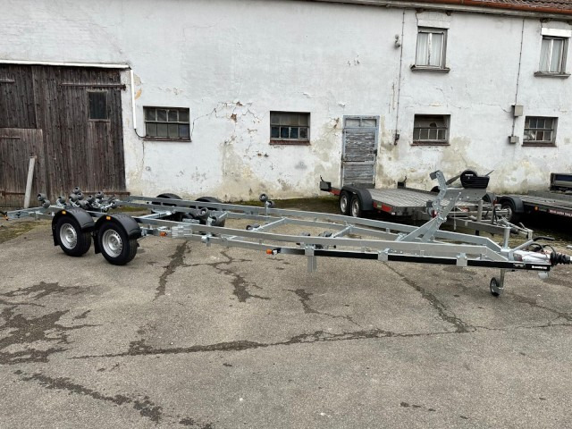 Remorque bateau neuf Brenderup Brenderup Premium Bootsanhänger 263500TB SRX mit Superrollen, 3,5 to. 7,8m/ 26 Fuß: photos 9