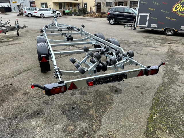 Remorque bateau neuf Brenderup Brenderup Premium Bootsanhänger 263500TB SRX mit Superrollen, 3,5 to. 7,8m/ 26 Fuß: photos 8