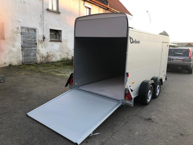 Cheval Liberte Debon Roadster 500 XL Alu + Türe 2600 kg, 100 km/h, 379x169x202cm - Remorque fourgon: photos 5 Cheval Liberte Debon Roadster 500 XL Alu + Türe 2600 kg, 100 km/h, 379x169x202cm - Remorque fourgon: photos 5
