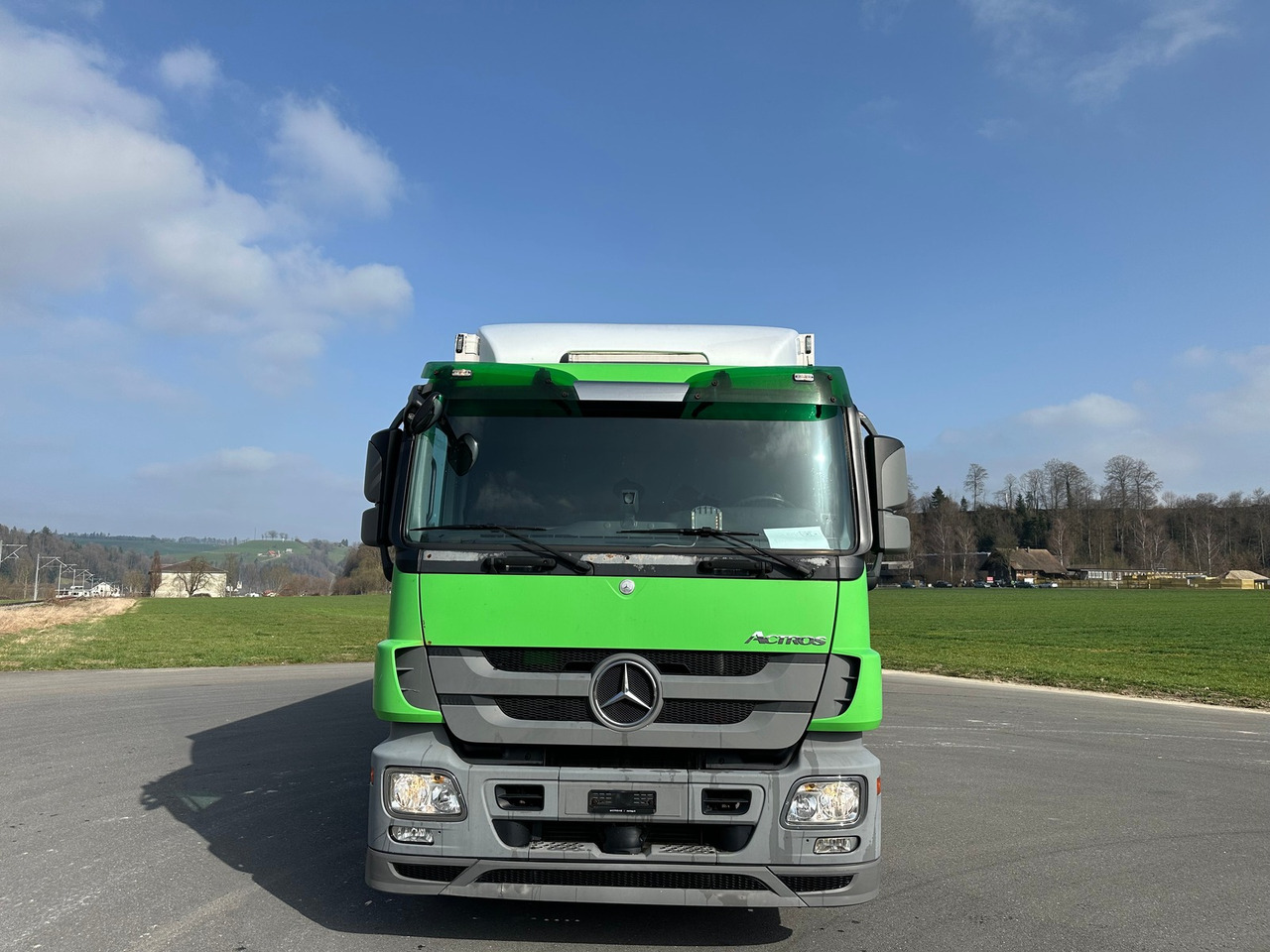 Camion frigorifique MERCEDES-BENZ Actros 18.36 Kühler Hebebühne: photos 13