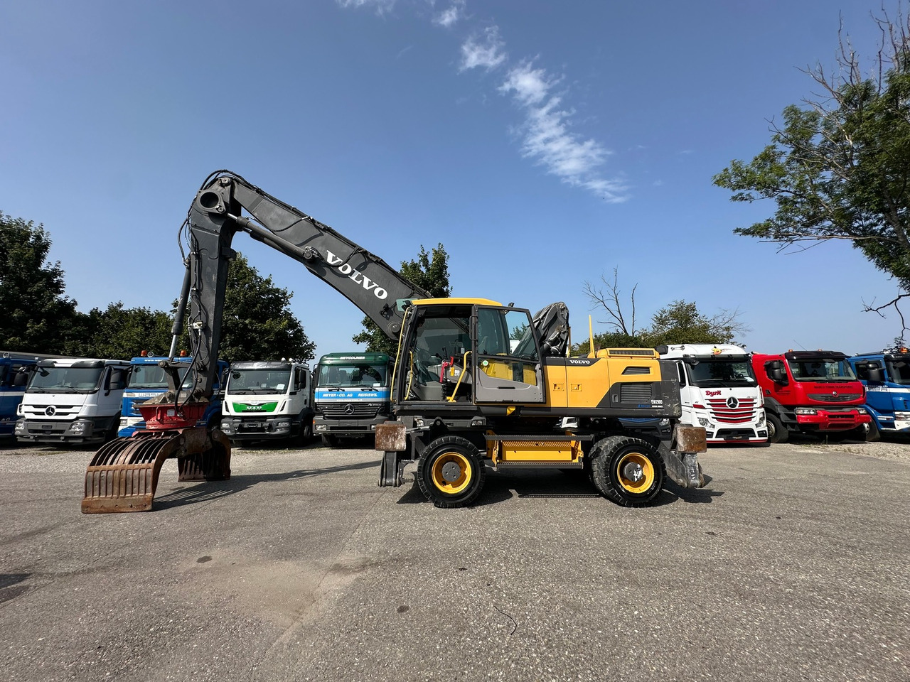 VOLVO EW 210 D 24t Greifer - Pelle: photos 2 VOLVO EW 210 D 24t Greifer - Pelle: photos 2