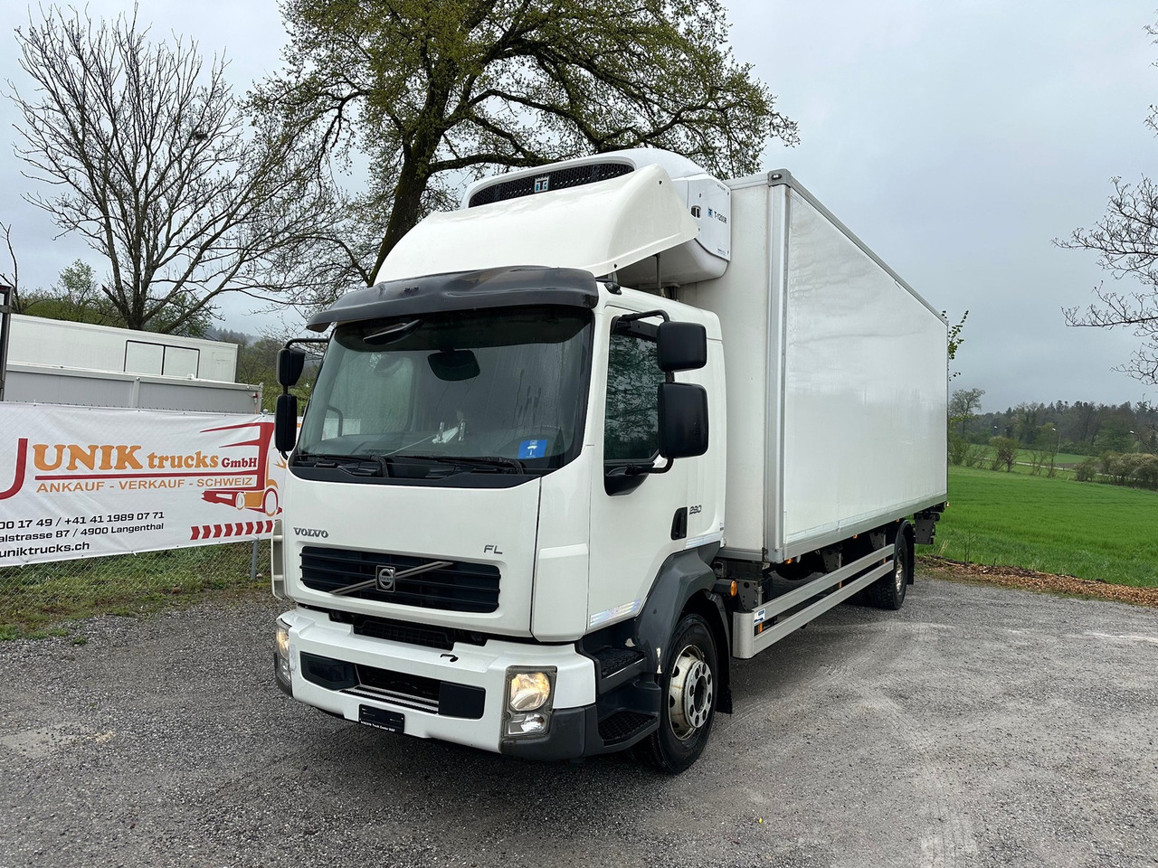 VOLVO FL 290 4x2 thermoking 1200 - Camion frigorifique: photos 1 VOLVO FL 290 4x2 thermoking 1200 - Camion frigorifique: photos 1