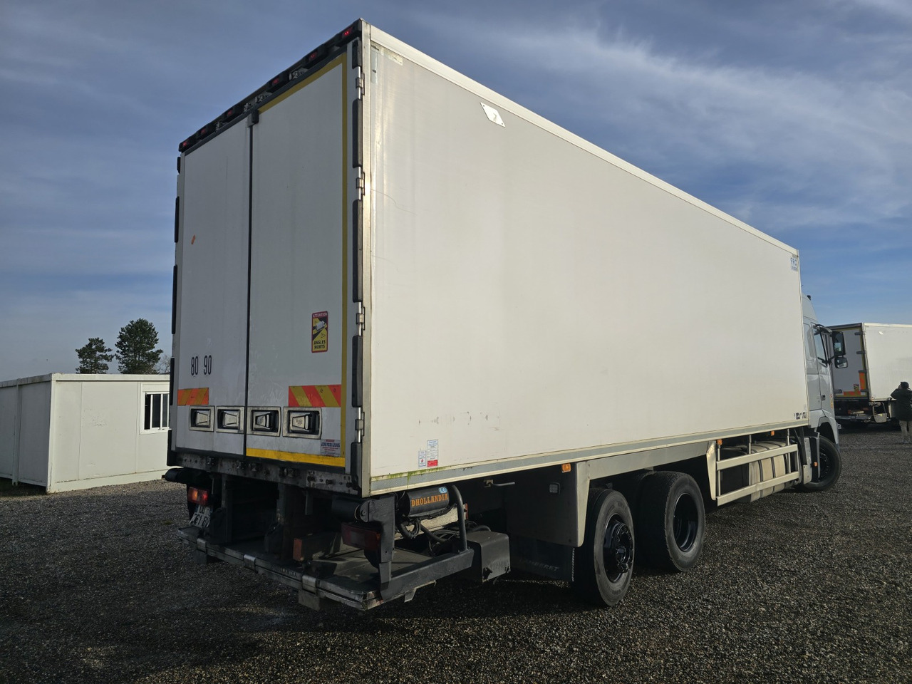 VOLVO FH500 - EEV - 6x2 - Steering Axle - Frigo - Meat Rail - Camion frigorifique: photos 5 VOLVO FH500 - EEV - 6x2 - Steering Axle - Frigo - Meat Rail - Camion frigorifique: photos 5