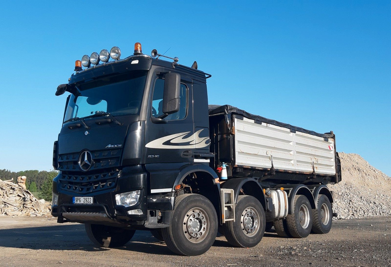 Mercedes-Benz AROCS 3245 8x4 Bordmatic/ THERMO/ CRAMARO/ AHK - Camion benne: photos 1 Mercedes-Benz AROCS 3245 8x4 Bordmatic/ THERMO/ CRAMARO/ AHK - Camion benne: photos 1