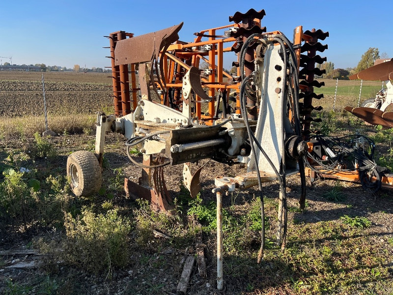 ERMO FSV1.95 4MS - Charrue: photos 5 ERMO FSV1.95 4MS - Charrue: photos 5