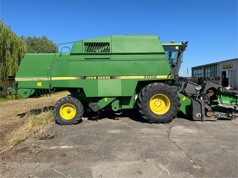 John Deere 2058 - Moissonneuse-batteuse: photos 4 John Deere 2058 - Moissonneuse-batteuse: photos 4