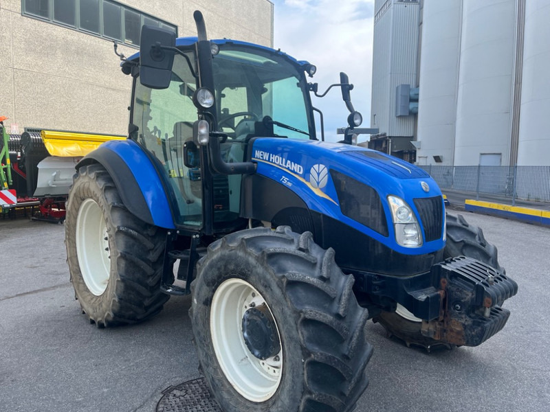 New Holland T 5.95 DC - Tracteur agricole: photos 1 New Holland T 5.95 DC - Tracteur agricole: photos 1