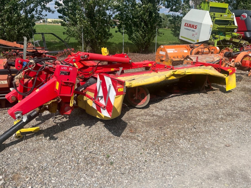 Pottinger NOVACAT 305 H - Faucheuse: photos 3 Pottinger NOVACAT 305 H - Faucheuse: photos 3