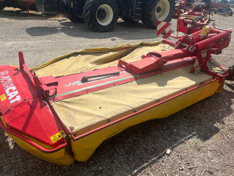 Pottinger NOVACAT 305 H - Faucheuse: photos 1 Pottinger NOVACAT 305 H - Faucheuse: photos 1