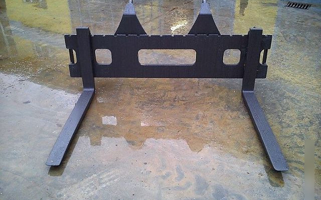 Balavto pallet forks for loaders - Fourches pour Chargeuse: photos 2 Balavto pallet forks for loaders - Fourches pour Chargeuse: photos 2