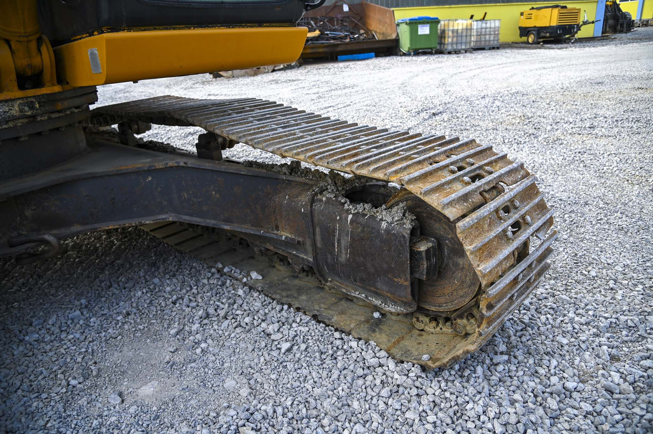 CASE CX240B - crédit-bail CASE CX240B: photos 21