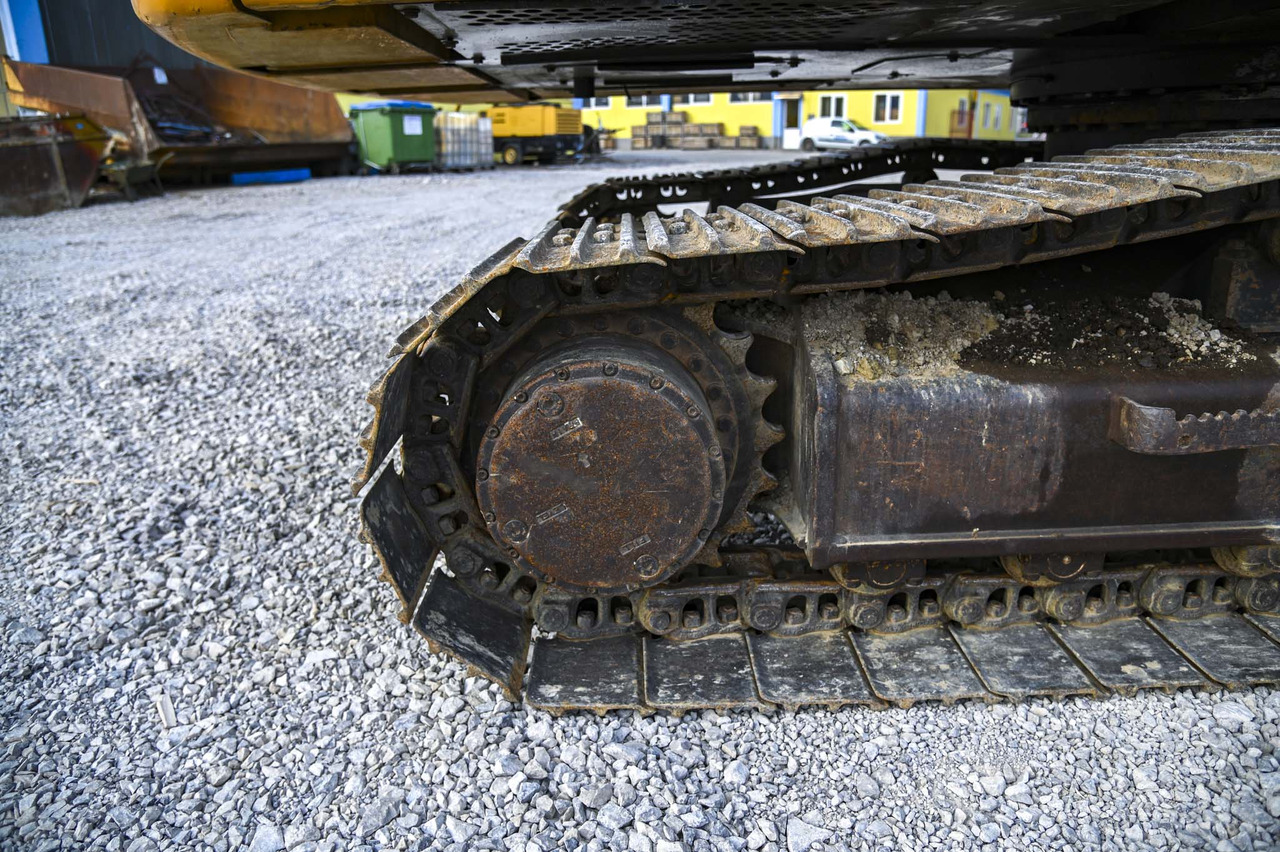 CASE CX240B - crédit-bail CASE CX240B: photos 26