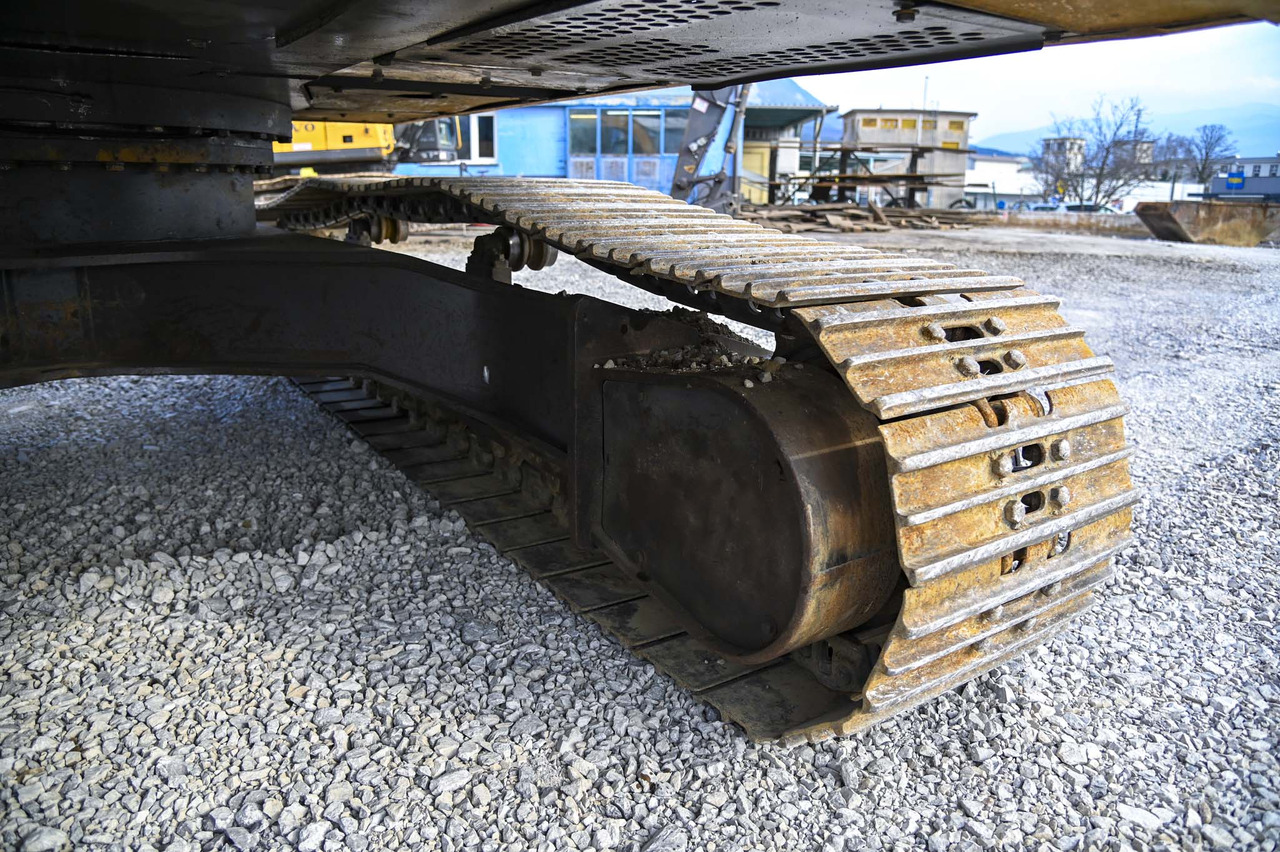 CASE CX240B - crédit-bail CASE CX240B: photos 27