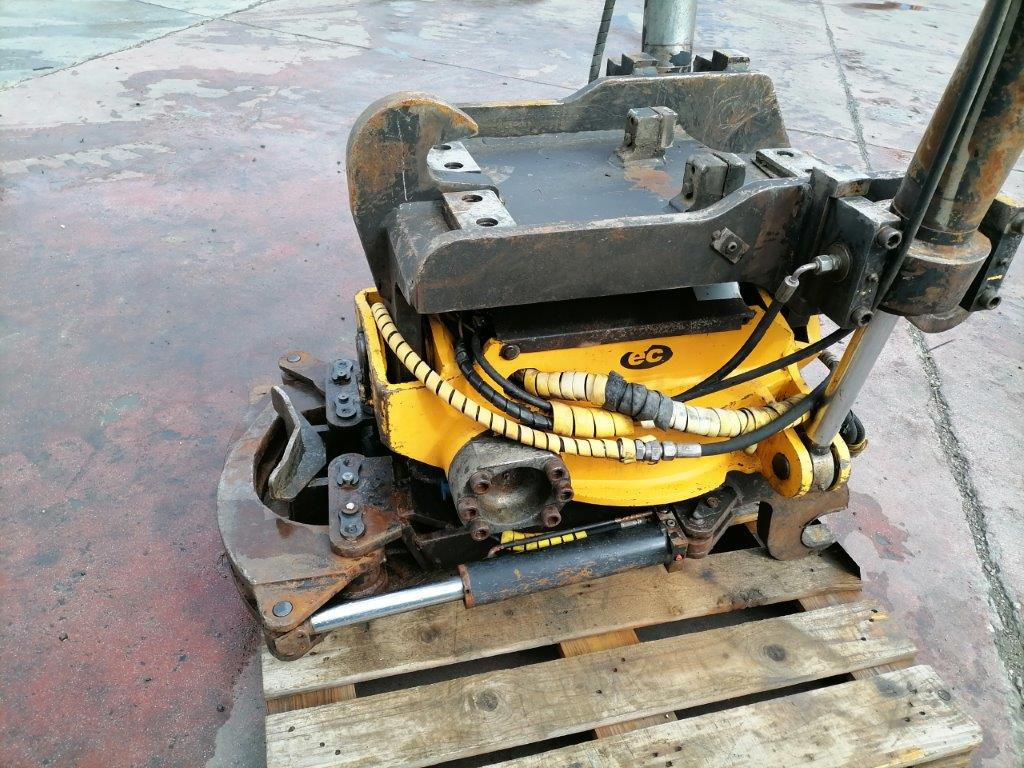 Engcon EC30 Volvo S2 - Tiltrotator: photos 4 Engcon EC30 Volvo S2 - Tiltrotator: photos 4