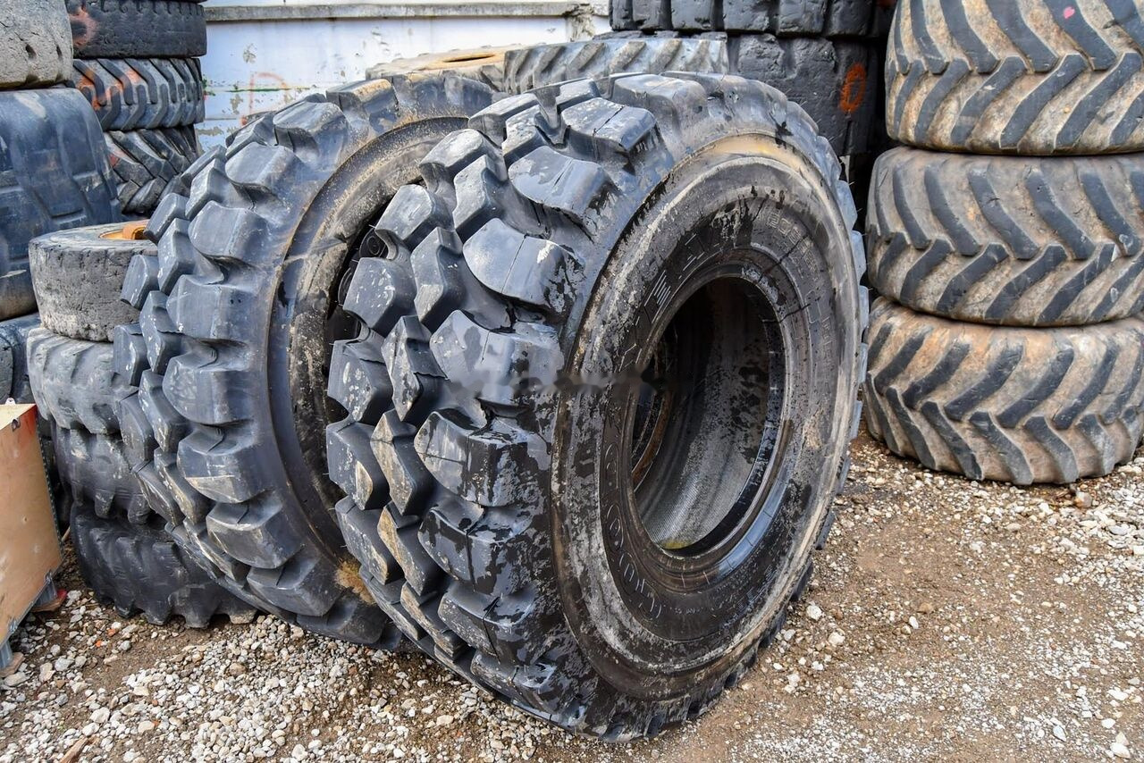 Goodyear 20.5R25 - Roue complète: photos 5 Goodyear 20.5R25 - Roue complète: photos 5
