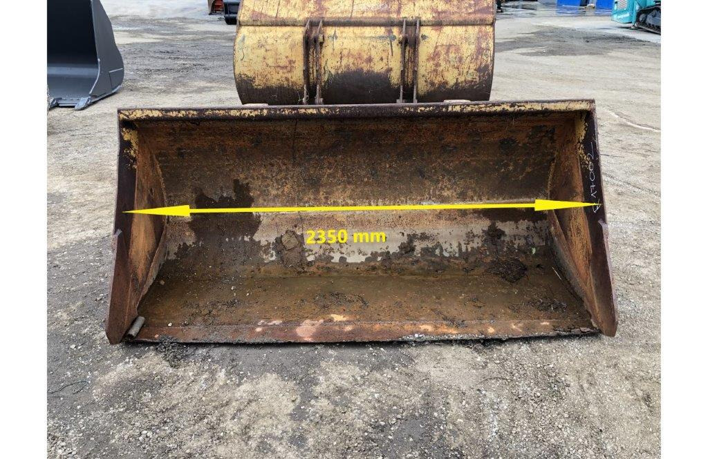 Loader bucket 2350 mm for Volvo BM4600 - Godet pour chargeur: photos 1 Loader bucket 2350 mm for Volvo BM4600 - Godet pour chargeur: photos 1