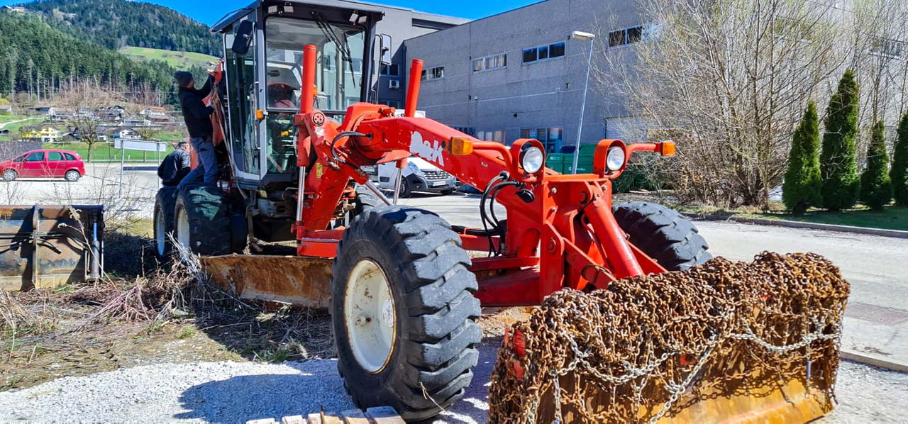 O&K F156.6 - Niveleuse: photos 5 O&K F156.6 - Niveleuse: photos 5