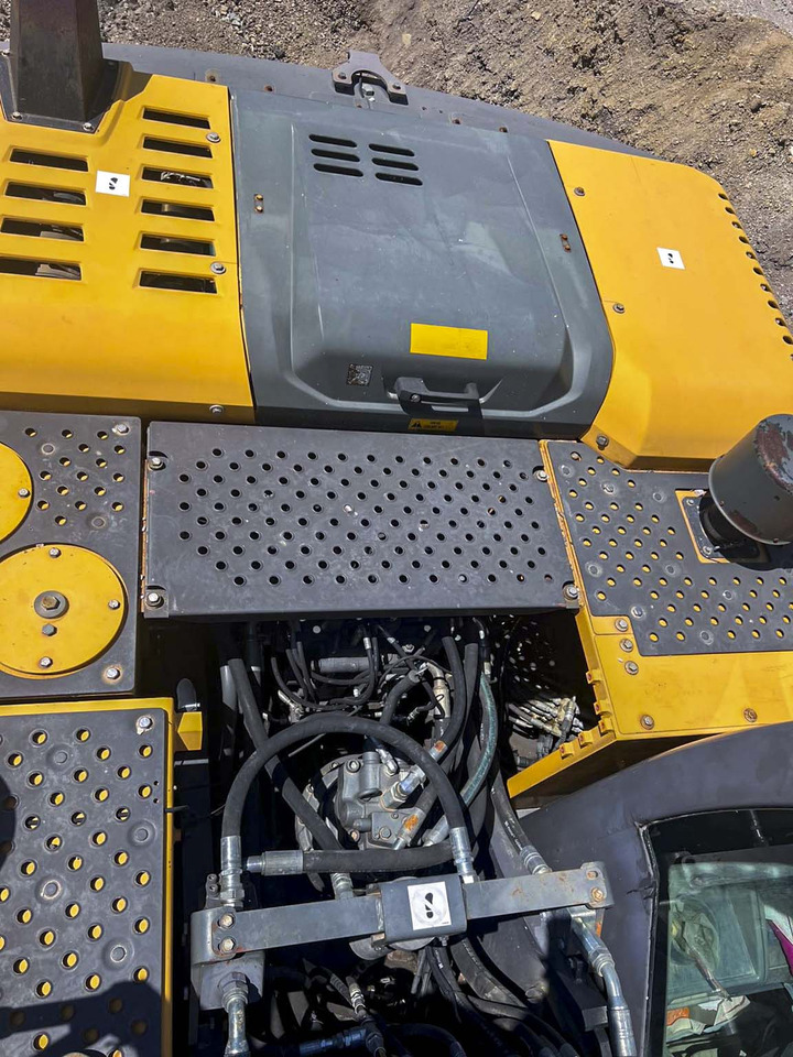 Pelle sur chenille VOLVO EC220D: photos 8