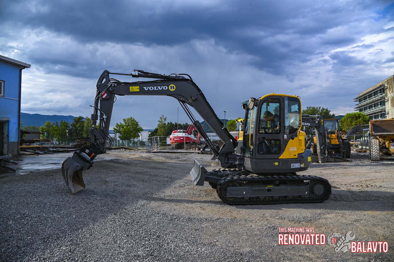 VOLVO ECR88D - Mini pelle: photos 3 VOLVO ECR88D - Mini pelle: photos 3