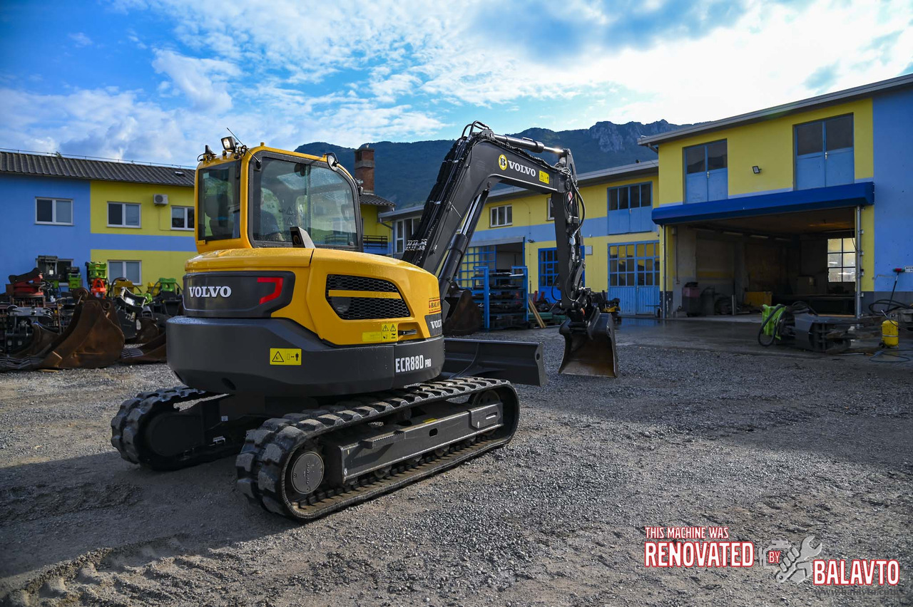 Mini pelle VOLVO ECR88D: photos 9