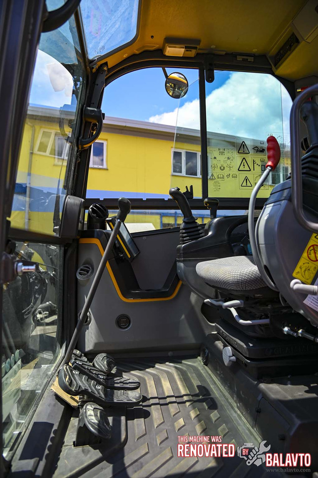 Mini pelle VOLVO ECR88D: photos 49