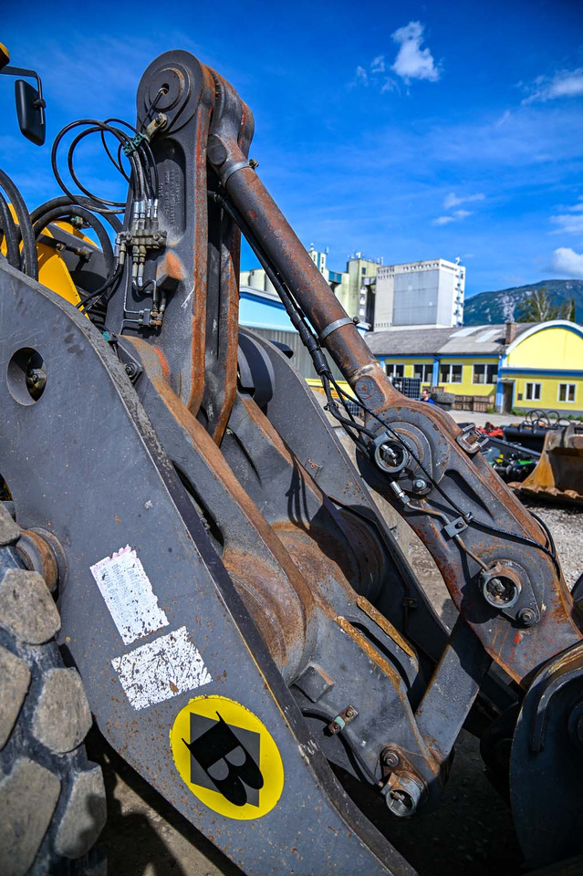 Chargeuse sur pneus Volvo L180H: photos 19