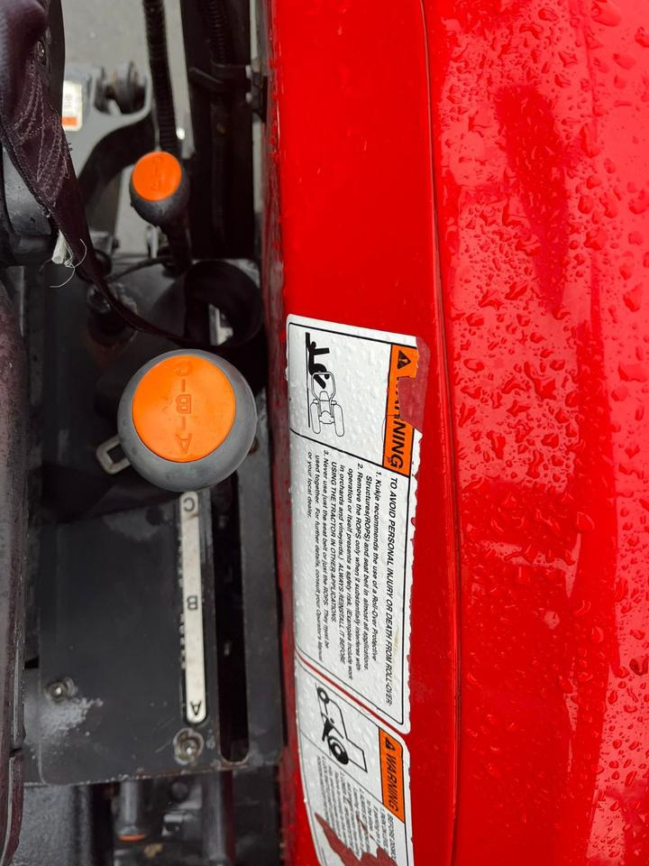 Micro tracteur Branson F50RN Traktor, Frontlader, wenig Stunden, Fronthydraulik: photos 6 Micro tracteur Branson F50RN Traktor, Frontlader, wenig Stunden, Fronthydraulik: photos 6