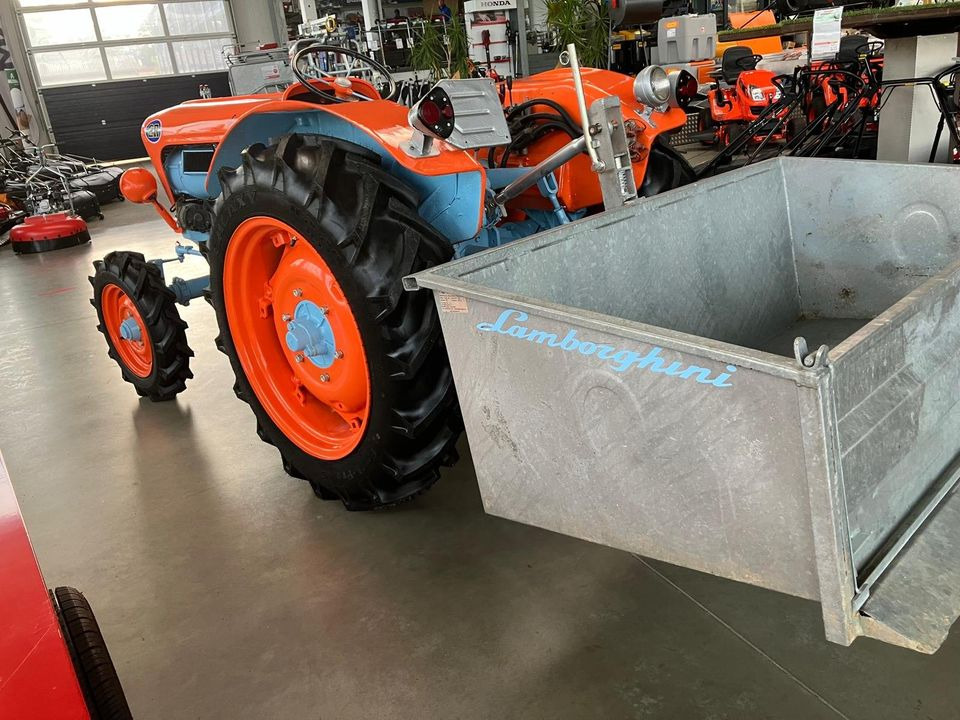 Lamborghini 2 R Typ FL3 Sammlerstück Oldtimer - Tracteur agricole: photos 4 Lamborghini 2 R Typ FL3 Sammlerstück Oldtimer - Tracteur agricole: photos 4