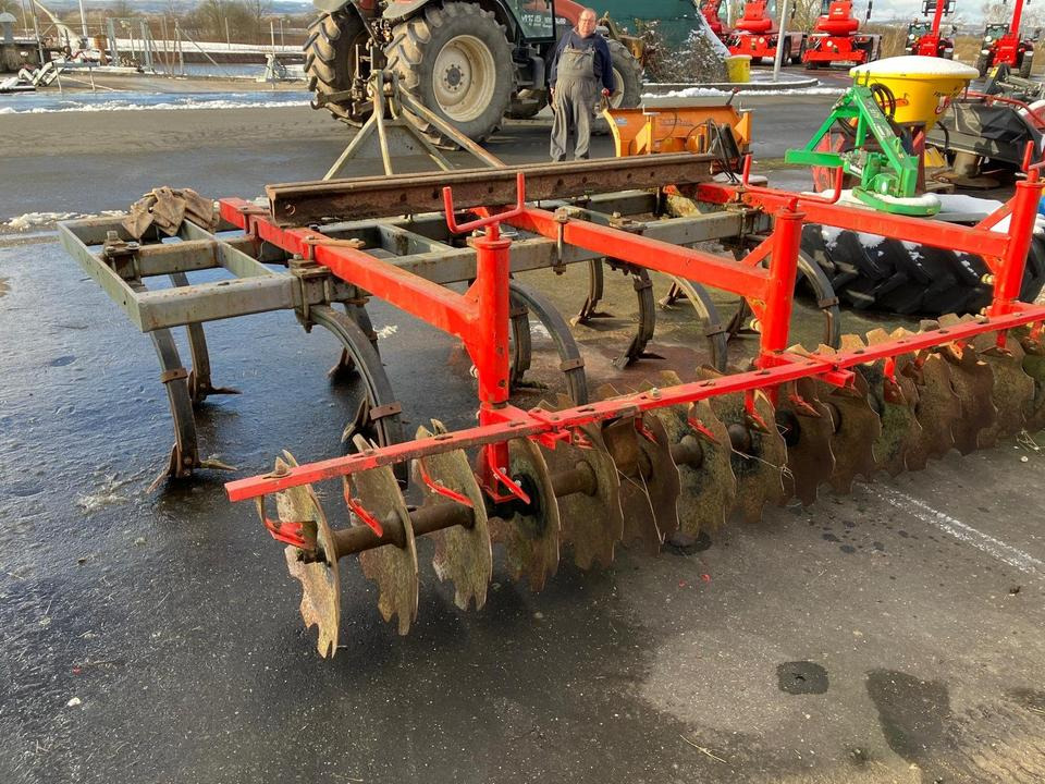 Stoppelgrubber 3m mit Steinsicherung und Scheibenwalze - Bineuse: photos 5 Stoppelgrubber 3m mit Steinsicherung und Scheibenwalze - Bineuse: photos 5
