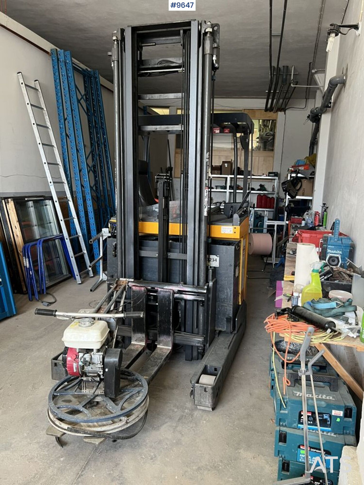 Atlet UMS 160 Reach Truck - Chariot à mât rétractable: photos 2 Atlet UMS 160 Reach Truck - Chariot à mât rétractable: photos 2