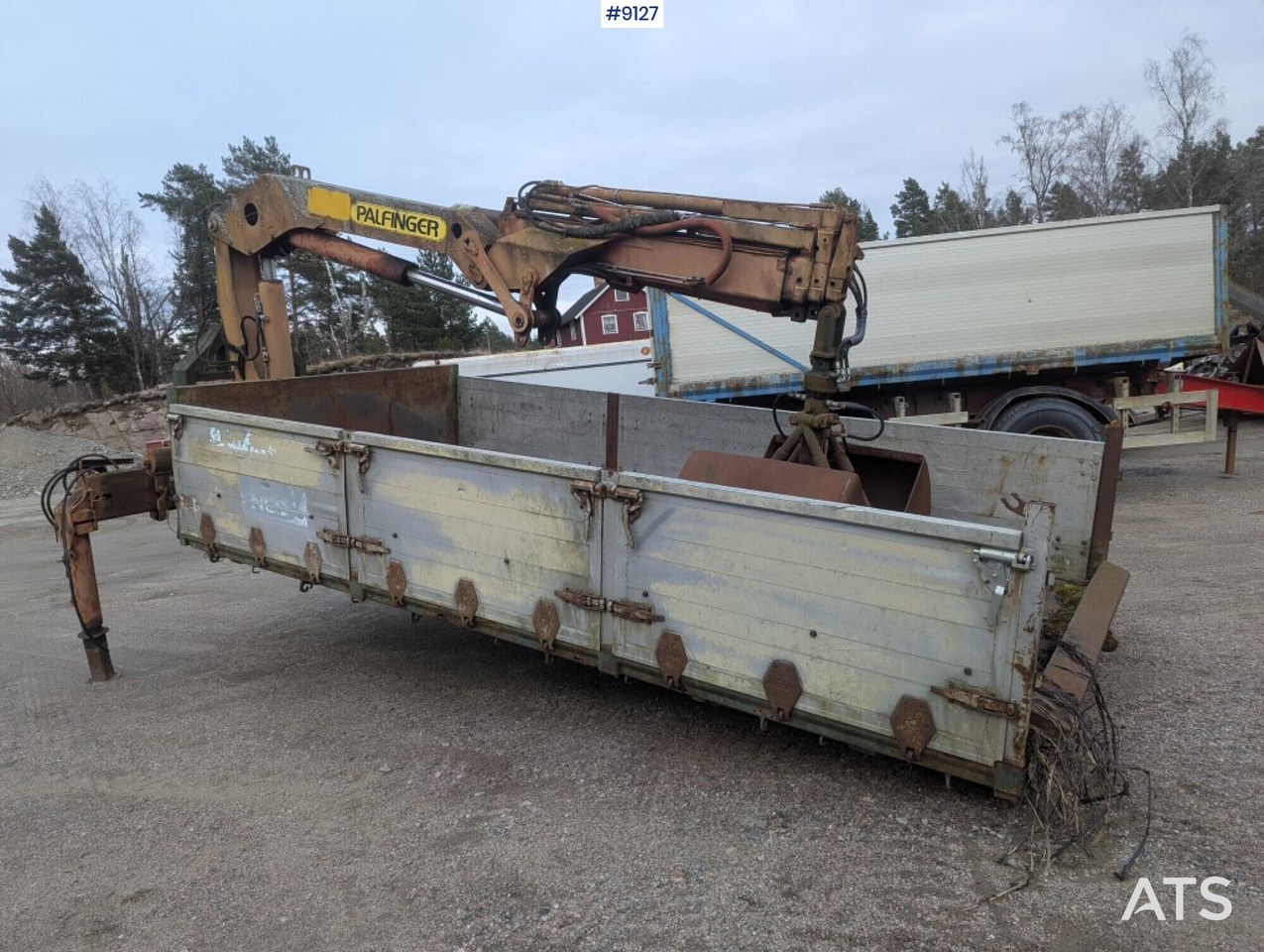 Crane flatbed Palfinger with rotator and bucket - Carrosserie plateau, Camion grue: photos 4 Crane flatbed Palfinger with rotator and bucket - Carrosserie plateau, Camion grue: photos 4