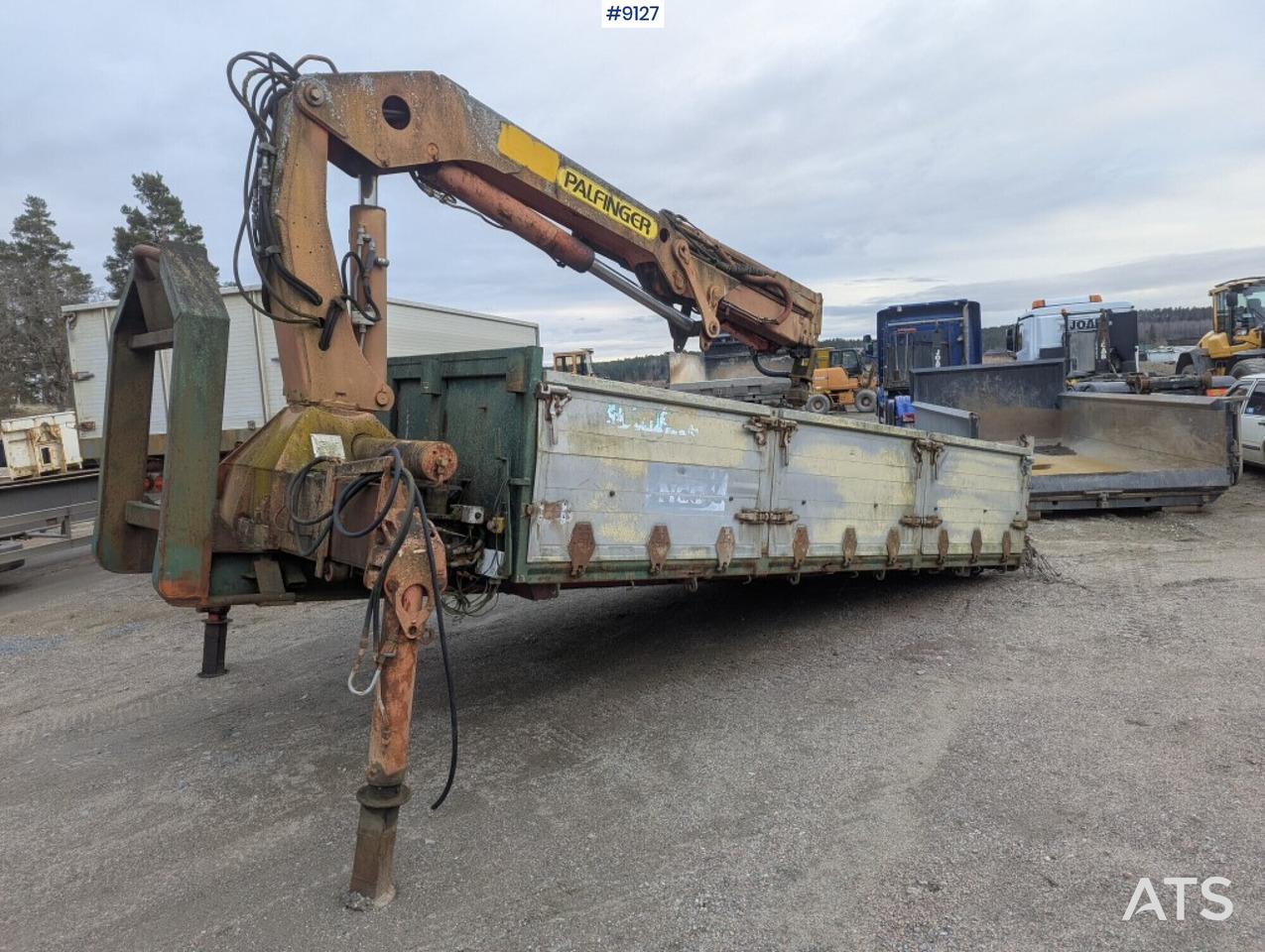 Crane flatbed Palfinger with rotator and bucket - Carrosserie plateau, Camion grue: photos 1 Crane flatbed Palfinger with rotator and bucket - Carrosserie plateau, Camion grue: photos 1