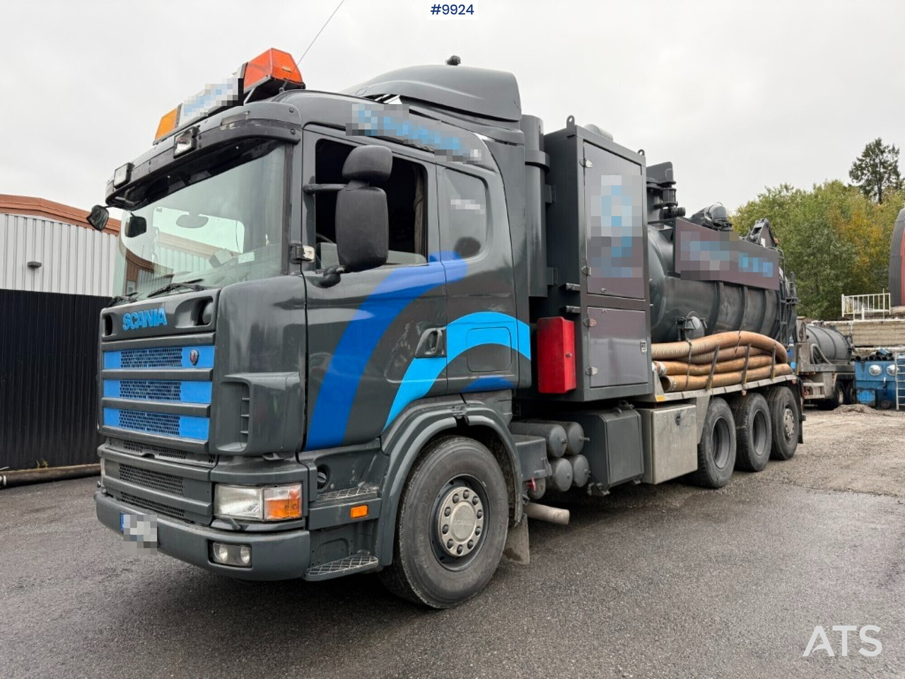 Dry vacuum loader Scania R114 8x4 - Camion hydrocureur: photos 3 Dry vacuum loader Scania R114 8x4 - Camion hydrocureur: photos 3