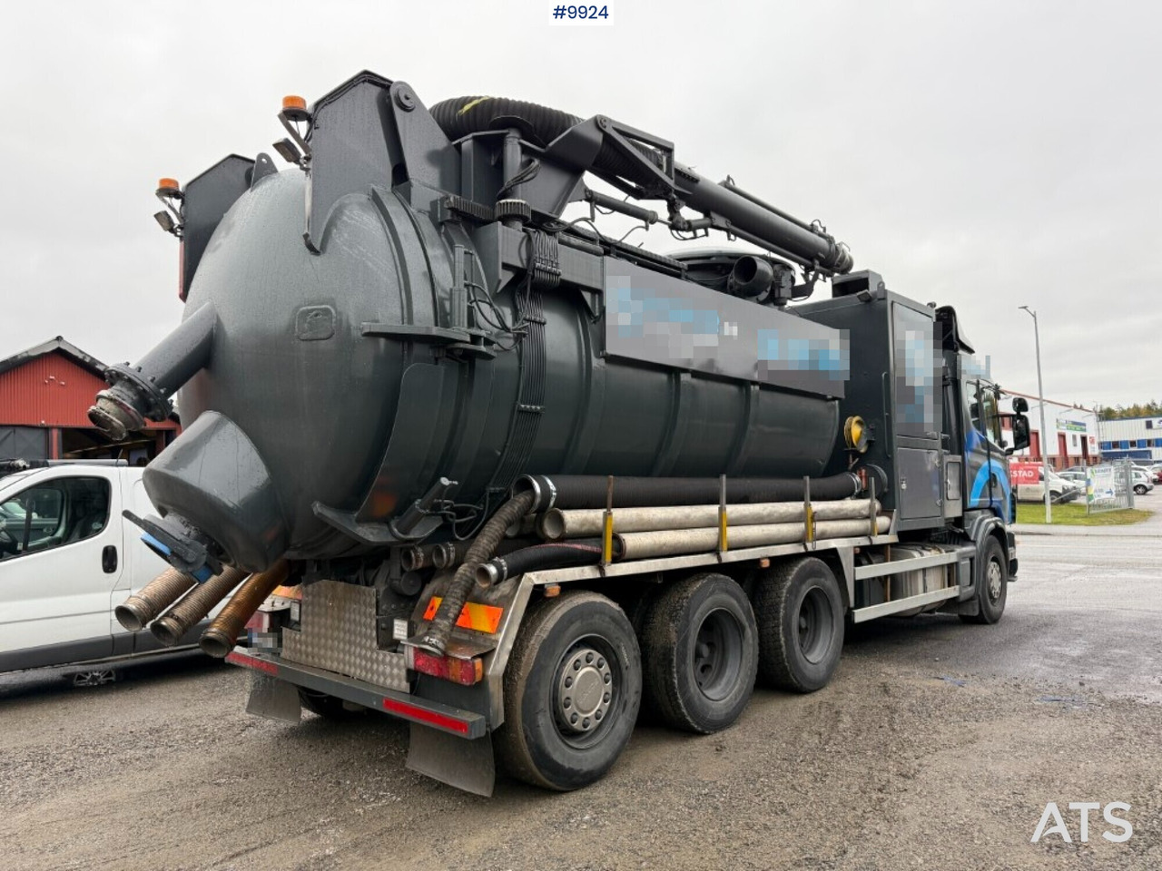 Dry vacuum loader Scania R114 8x4 - crédit-bail Dry vacuum loader Scania R114 8x4: photos 9
